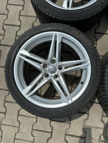 Kompletní alu Audi A5 5x112r18 + 245/40r18 celoroční - 3