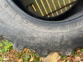 Prodam pneu 650/65 R38 - 3