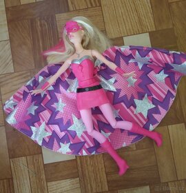 Panenky Barbie s funkcemi - 3