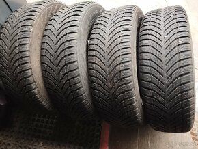 Nokian 215/70 r16 - 3