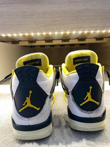 JORDAN 4 RETRO VIVID SULFUR - 3