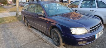 Subaru legacy 2i - 3