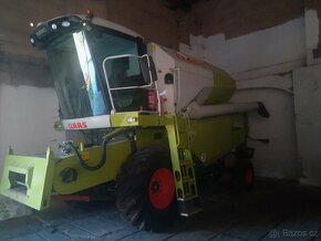 CLAAS AVERO 240 - 3