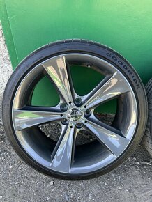 5x120 R19 Styling 128 - 3