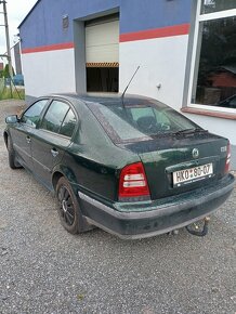 Škoda Octavia 1-1,6 benzín - 3