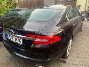 Jaguar XF - XF 2.7 V6 Diesel Premium Luxury - 3