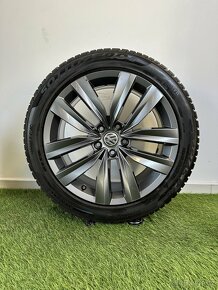 Alu kola 5x112 r18 s pneu (arteon) - 3