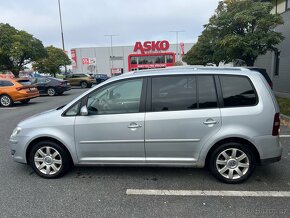 Volkswagen Touran 2.0 TDI - 7 místní - 3