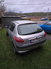 Peugeot 206 na dojetí - 3