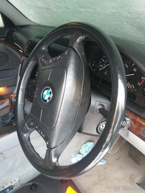 BMW e38 díly - 3