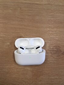 Airpods PRO 1 s MagSafe nabíjecím pouzdrem - 3