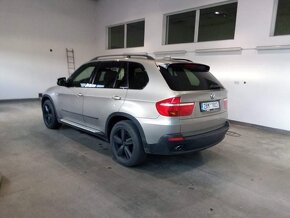 Bmw x5 3.0d   204 000 km 210 kw - 3