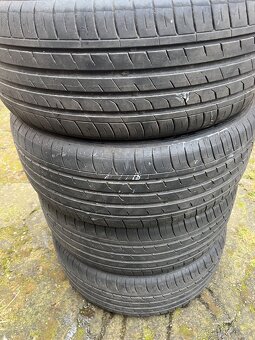 Nexen 215/55 r17 leto - 3