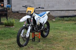 Husqvarna TE 300 2023 Limitovaná edice Heritage - 3