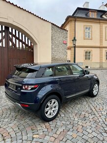 Range Rover Evoque 2.2TD4 ČR 4x4 Meridian Panorama Automat - 3