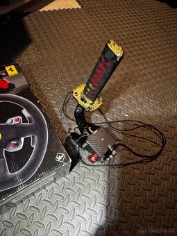 Thrustmaster ts pc racer s volantem ferrari + rucni brzda - 3