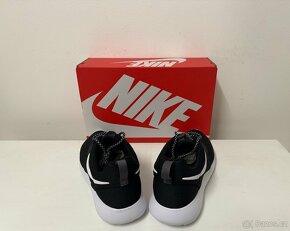 Nike Roshe One Black White - 3
