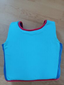 Dětská plovací vesta modro-červená

 - 3