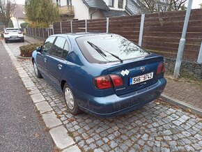 prodám Nissan Primera P11, 1,8, rok 2002 - na opravu či ND - 3