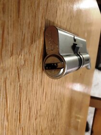 bezpečnostní vložka zámku Mul-T-Lock - 3