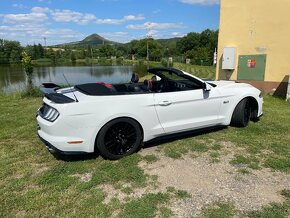 Ford Mustang, Ford Mustang 5.0L GT Shelby styl - 3