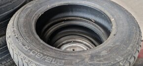 Uniroyal zimní 215/60 r16 - 3