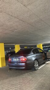 BMW E90 325i - 3