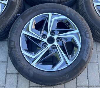 Hyundai i30 - 16" alu + letní 205/55 R16 Michelin - 3