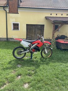 Honda CR125 - 3