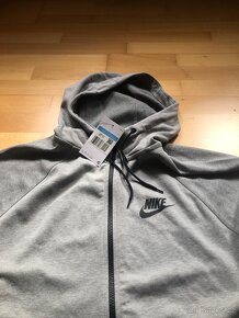 Mikina Nike Tech, nová, velikost M - 3