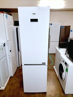 Nová lednice BEKO NeoFrost  203 cm, ZÁRUKA - 3