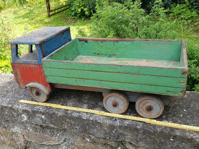 Velké staré dřevěné auto - hračka - 3