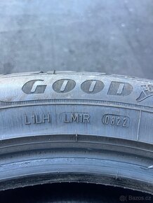 Prodam zimni pneumatiky Goodyear  255/50 R19 - 3