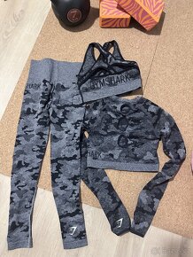 Gymshark set legíny podprsenka a top s dlouhým rukávem - 3