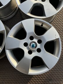 Prodam Org. Alu Škoda R15 5x112 ET50 - 3