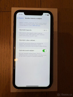 Apple iPhone 11 Black 64GB - jako nový - 3