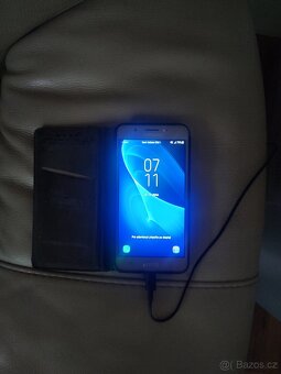 Samsung Galaxy SJ - 3