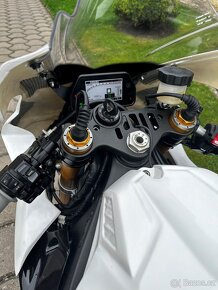 Yamaha YZF R-1M / 2018 - 3