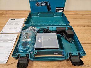 MAKITA Aku vrtací šroubovák 7.2V Li-ion DF012DSE - 3