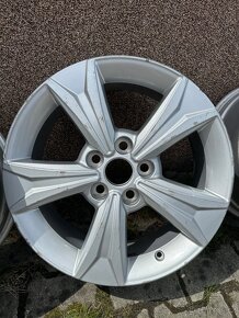 Alu kola toyota r17 5x114 - 3