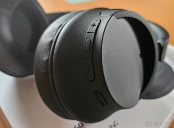 Sony Noise Cancelling WH-CH720N černá - 3