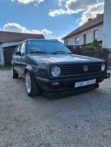 Volkswagen Golf 1.6 GTD - 3