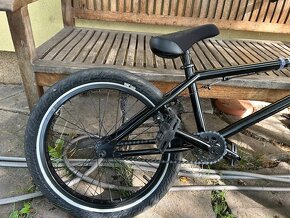 Prodam BMX kolo Subrosa + 2 nahradni plaste - 3