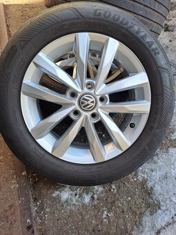 Alu kola 5x112 originál VW 205/60 R16 - 3