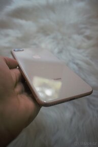 iPhone 8 Plus 64GB - 3