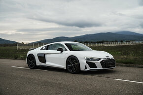 AUDI R8 5.2FSI V10 2020 1/999 - 3