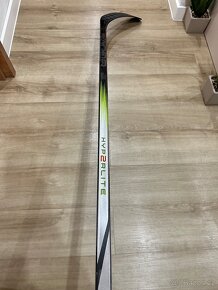 HOKEJKA BAUER VAPOR HYPERLITE 2 - SILVER NEON - 77 F - P92 - 3