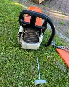 Stihl ms 461 + 1 lišta navíc  Zánovní stav 4.4Kw - 3