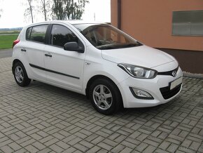 Hyundai i20, 1.2i najeto 60 000 km 1.Majitel ČR - 3