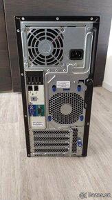 Server ProLiant ML310e Gen8 - 3